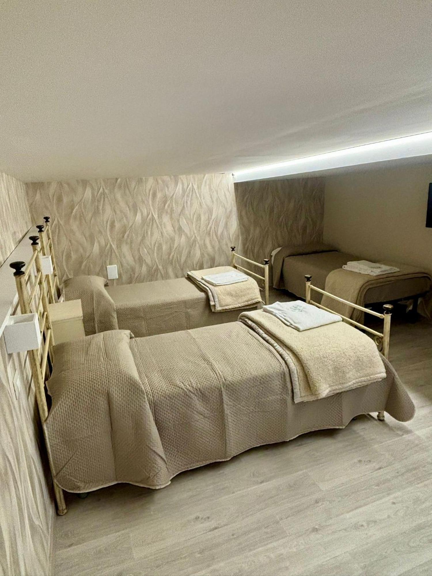 Rooms & Restaurant Il Castagneto Campagna Ngoại thất bức ảnh